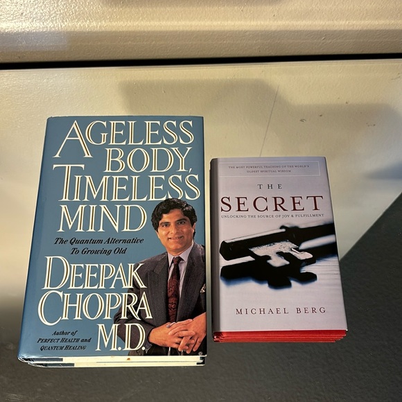 Books Ageless body timeless mind by Deepak Chopra/ the Secret by Michael Berg. - Picture 1 of 8